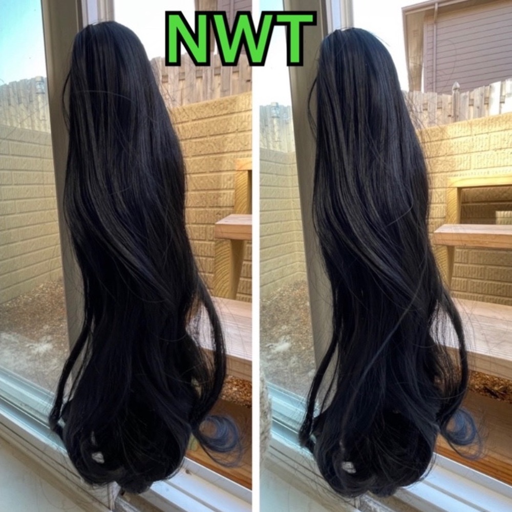 NWT 20” black #1B Ariana long thick clip drawstring ponytail beach wave ends